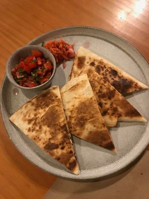 Vegan kimchi quesadillas at Habitat in Leiria