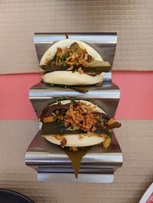 Vegan bao bao at Habitat in Leiria