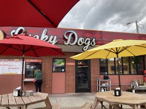 Patio at Lucky Dogs in Bemidji
