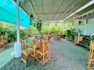 The restaurant (open air)   at Indómitos Café & Bar in Uvita