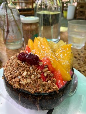 Tropical smoothie bowl at Indómitos Café & Bar in Uvita