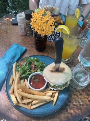 Nice Burger😄 at Indómitos Café & Bar in Uvita