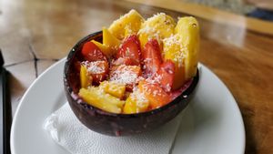 Tropical Bowl at Indómitos Café & Bar in Uvita