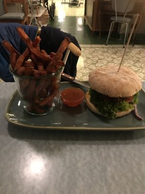 Jackfruit Burger   at Bene Kaffee & Laden in Sonthofen