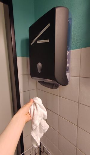 Kleine wiederverwendbare Stoffhandtücher statt Papierhandtücher at au contraire in Freiburg