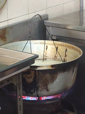 Fried for two times at Deep Fried Carrot Cake 现炸萝卜糕 in Central Singapore