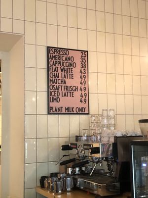 Drinks   at OM NOM NOM CAFÉ in Munich