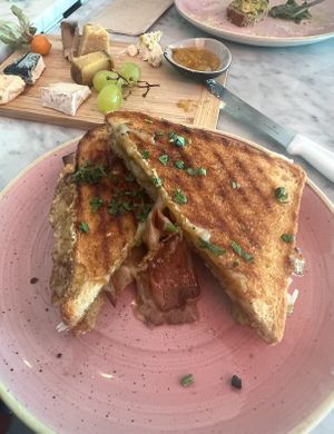   at OM NOM NOM CAFÉ in Munich