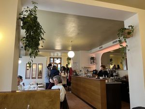  (new location 2025) #Veganuary at OM NOM NOM CAFÉ in Munich