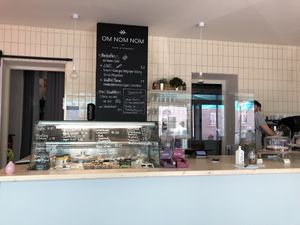 cheese & athmosphere ;-) at OM NOM NOM CAFÉ in Munich