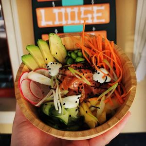 poké bowl - vegan salmon and vegan tuna options at The Bamboo Room in Hoorn