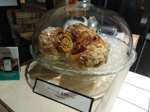  at Sammakon Kirjakauppa & Kahvihuone in Turku