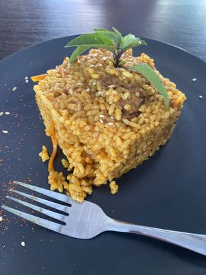 Uzbek pilaf with soy meat at Veget Vegan in Kharkiv