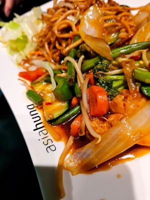 Gemüsetofu super lecker, sauber, leicht at Asiahung in Soltau