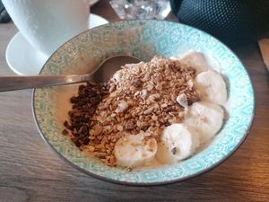 Banoffee pie smoothiebowl at Elysian Restaurant in Nicosia