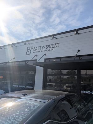  at B's Salty & Sweet in Columbia
