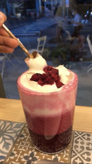 Dragonfruit tea with nut cream topping at NUTTEA 堅果奶茶 in Kaohsiung
