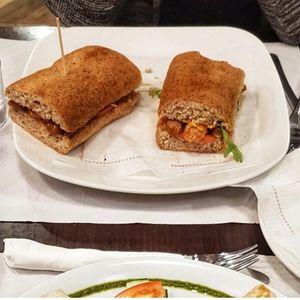 Bocadillo catalán at Veggie Garden in Sitges