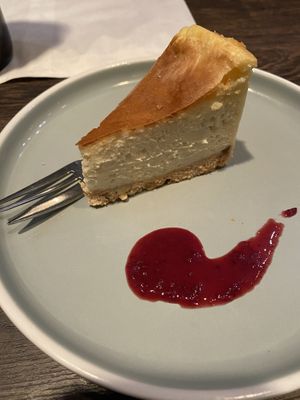 Vegan cheesecake  at Green Italian TORCIA - Shinjuku in Tokyo
