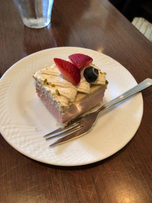 Rice flour strawberry cake at Green Italian TORCIA - Shinjuku in Tokyo