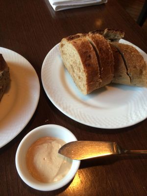 Bread and tahini appetizer at Green Italian TORCIA - Shinjuku in Tokyo
