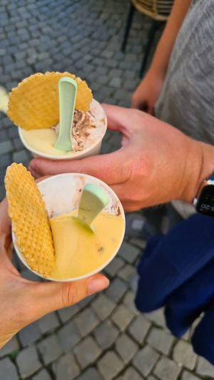  at Hirnfrost Eis in Koblenz