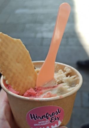  at Hirnfrost Eis in Koblenz