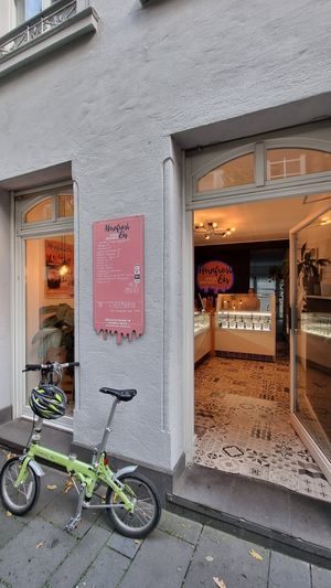 Front / entrance at Hirnfrost Eis in Koblenz