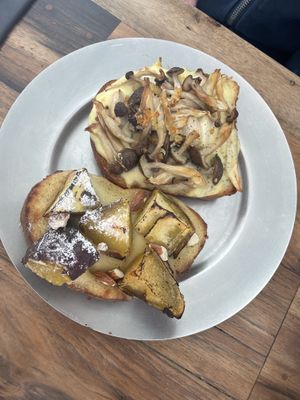   at Universal Bakes and Cafe in Tokyo