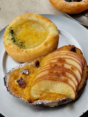  at Universal Bakes and Cafe in Tokyo