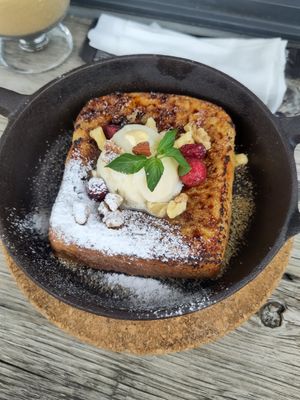  at Universal Bakes and Cafe in Tokyo