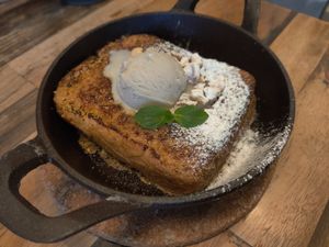 French toast with banana ice cream at Universal Bakes and Cafe in Tokyo