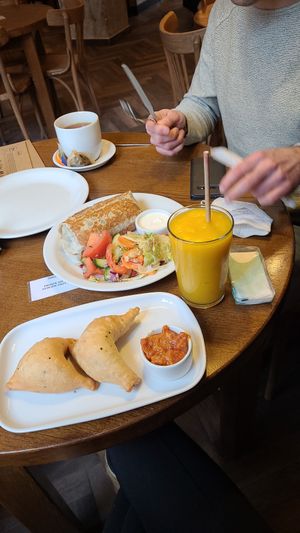 Samosa #Veganuary at Glonojad in Krakow