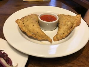 Samosas at Glonojad in Krakow