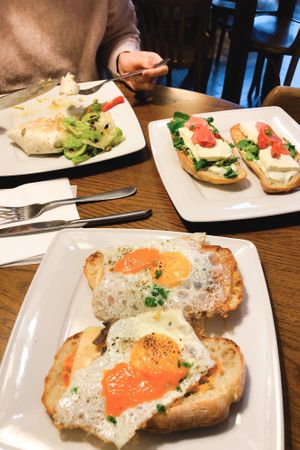 Breakfast at Glonojad in Krakow