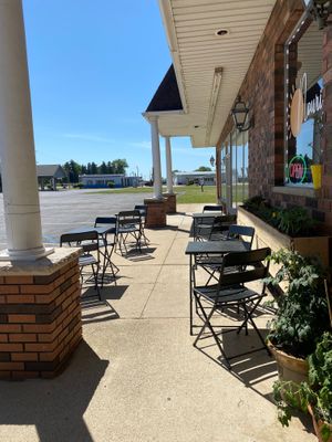 Outdoor Seating Area  at Nourish Juicery and Kitchen in Blissfield
