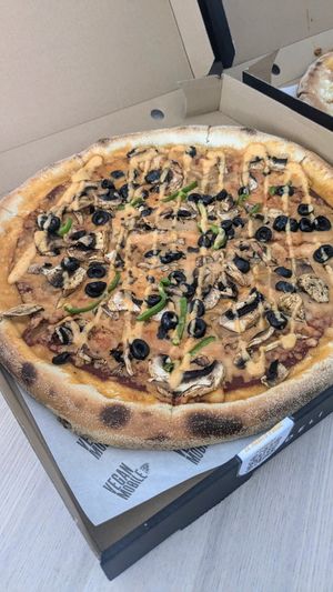 Pizza Full Porte at Vegan Mobile in Santiago