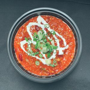 Savory lentil and kidney bean chili  at Veggies N'at in Pittsburgh