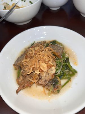 Vegan chicken with spinach  at Katze Vegan & Vegetarian  in Hanoi