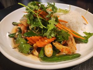 Vegan prawns with snow peas at Boss Noodles in Katoomba