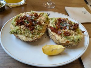 Avocado bagel, vegan option at Mazál Bagels & Café in Madrid