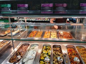 Vegan hot bar: purple tags are vegan at Common Market Food Co-op in Frederick