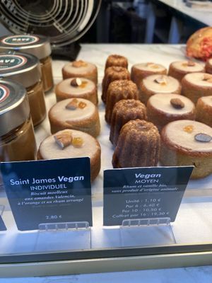   at Cassonade Cannelés & Spécialités in Bordeaux