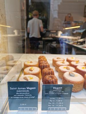  at Cassonade Cannelés & Spécialités in Bordeaux