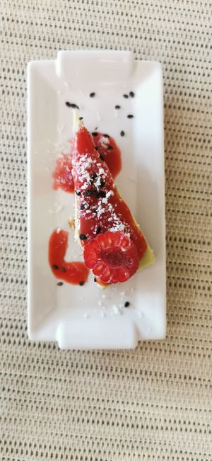 Dessert cheese cake avocat at Yogi Booster in Lausanne