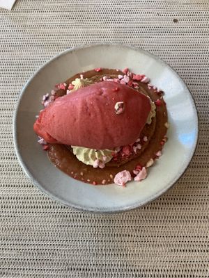 Le pouvoir de la fraise! at Yogi Booster in Lausanne