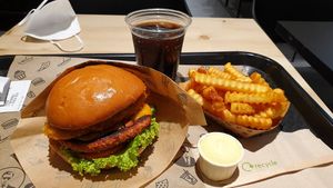 Big VeganSki at VINCENT - Schönhauser Allee Arcaden in Berlin