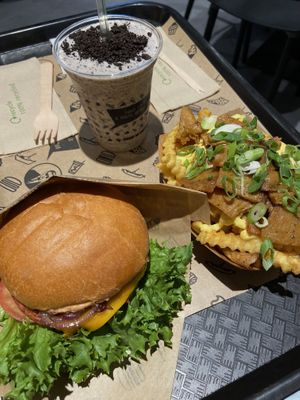 Vegan Burger, Cookies and Cream Milkshake and Kebab Fries   at VINCENT - Schönhauser Allee Arcaden in Berlin