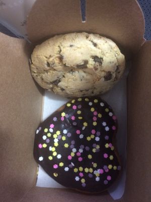 Delivery treats at Vegan & Beyond in Seoul