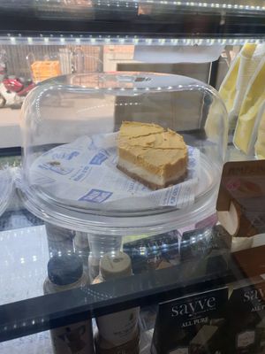 pumpkin cheese cake at Vegan & Beyond in Seoul